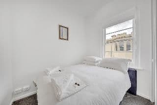 APARTMENT SUPERIOR QUEEN BED