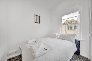APARTMENT SUPERIOR QUEEN BED