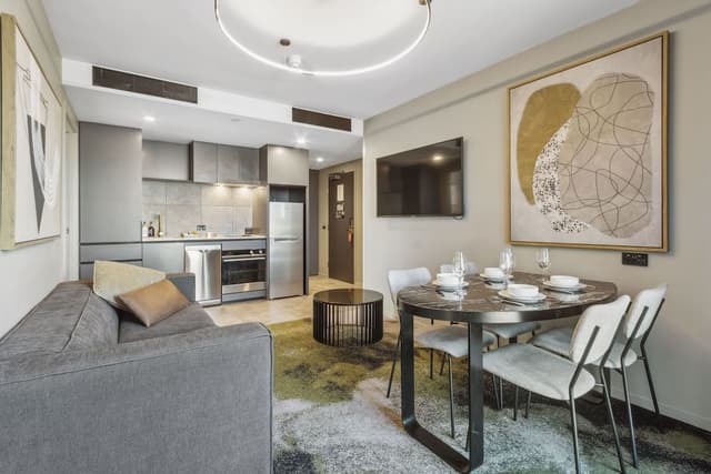 Two Bedroom King Apartment