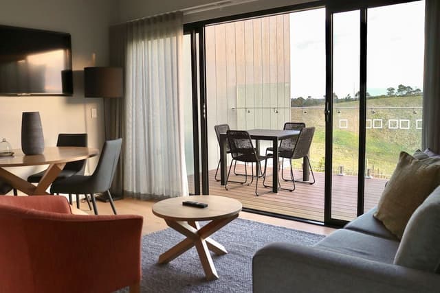Luxury Apartment, Valley View
