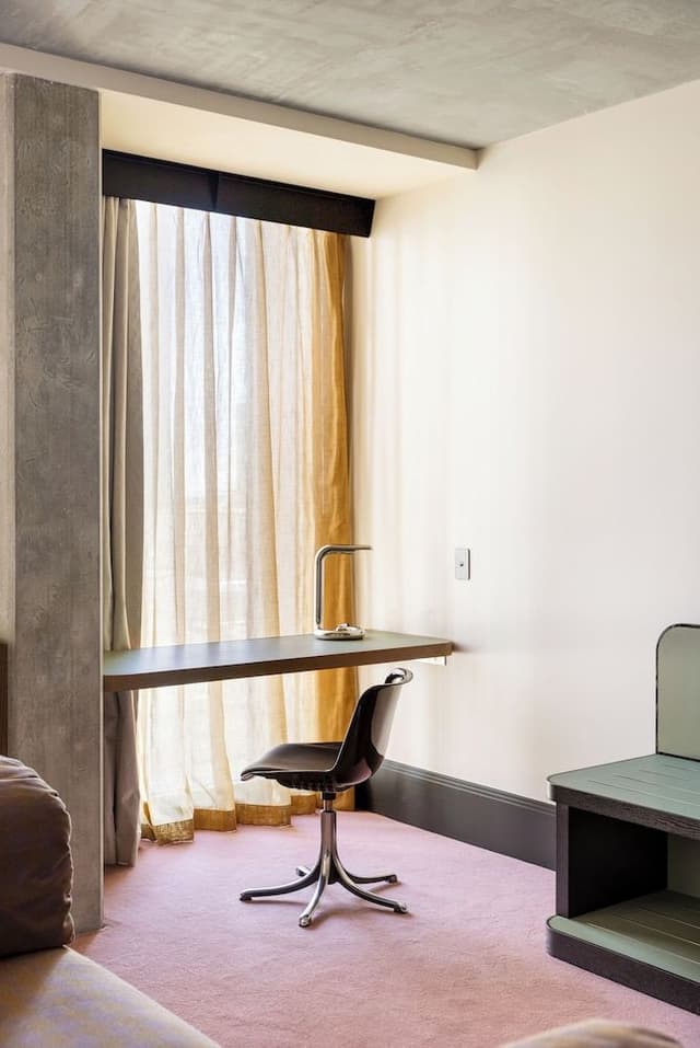 Explorer Room