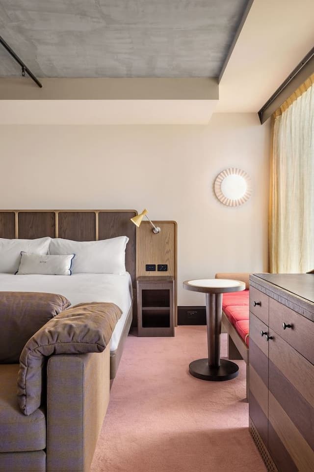 Explorer Room