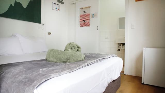 Queen Size Bed with Balcony