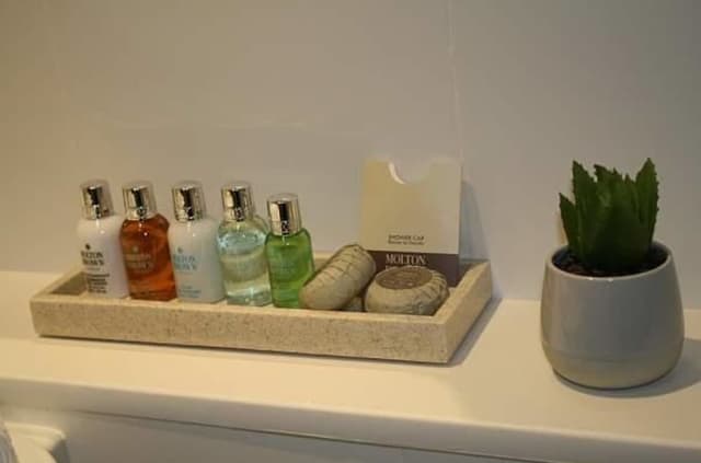 Junior Heritage King Suite