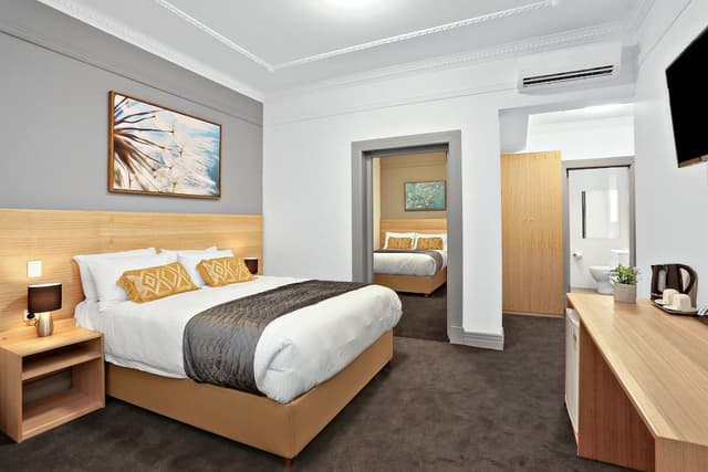 Deluxe Quadruple Room, 2 Queen Beds, Non Smoking