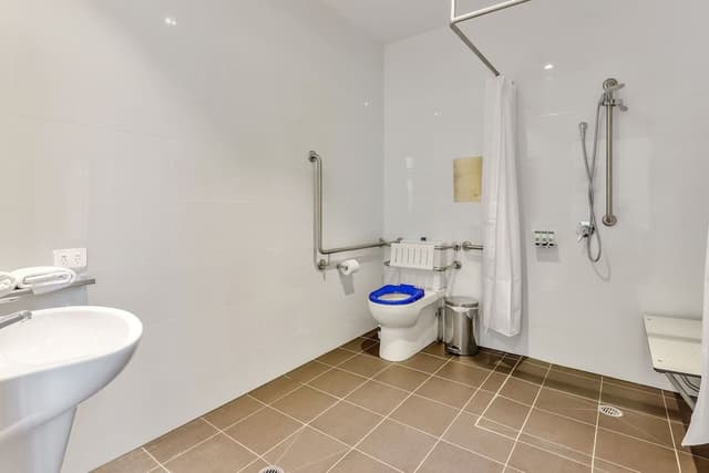 Deluxe Double Room, 1 Queen Bed, Accessible, Non Smoking