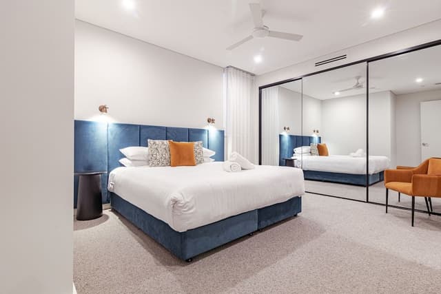 Standard Suite, 2 Bedrooms, Mobility Accessible