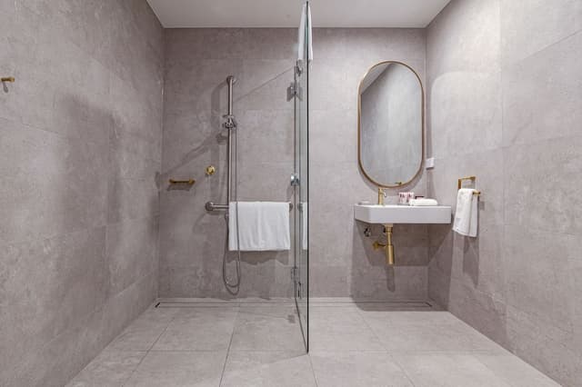 Standard Suite, 2 Bedrooms, Mobility Accessible