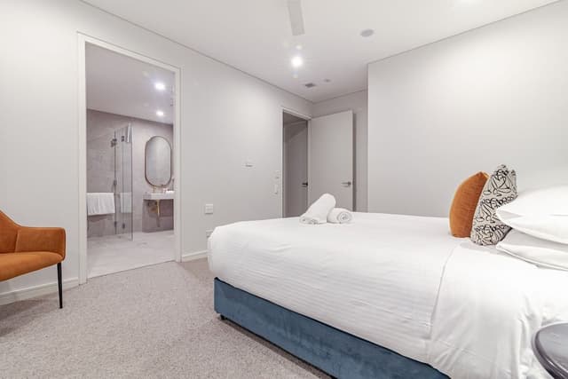 Standard Suite, 2 Bedrooms, Mobility Accessible
