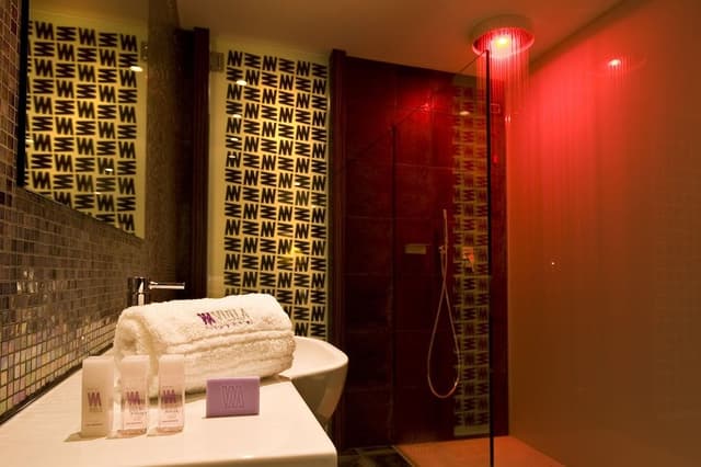 Superior Suite (Experience)