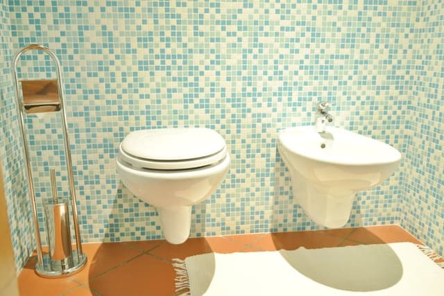 Suite, Jetted Tub