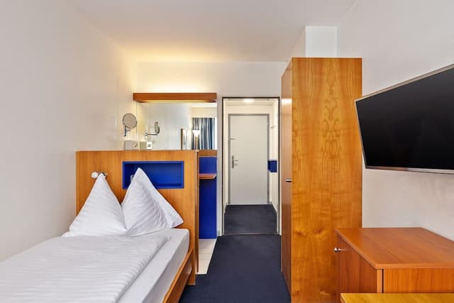 Economy Single Room