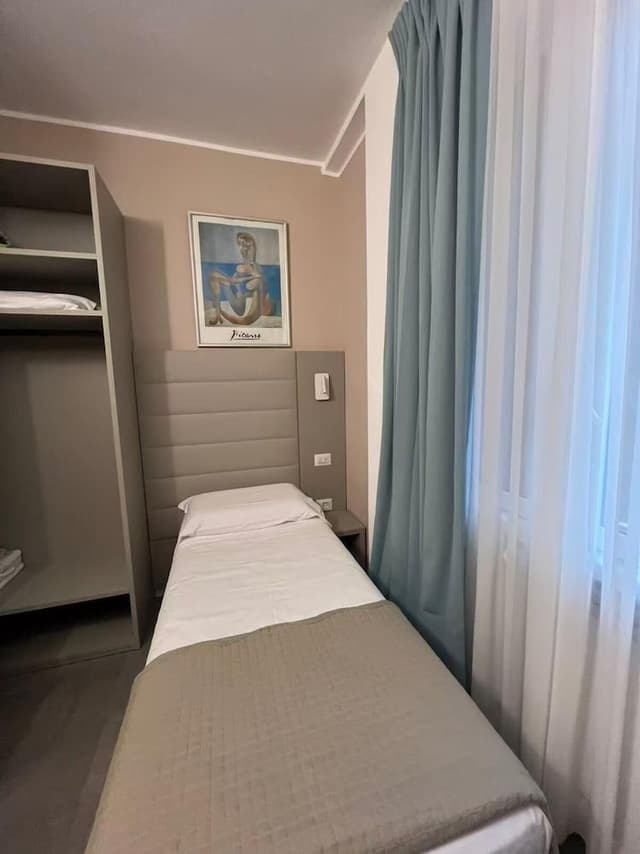 Economy Single Room, Private Bathroom