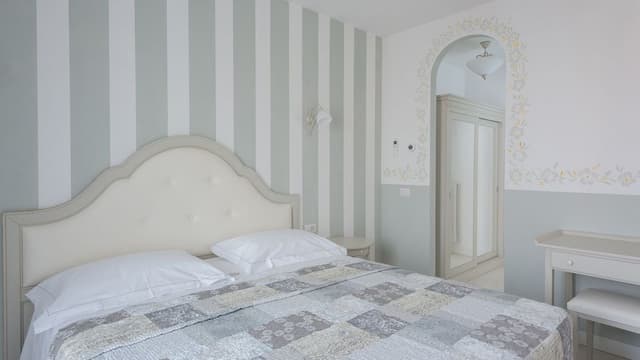 Business Double Room, 1 Bedroom, Balcony, Courtyard View