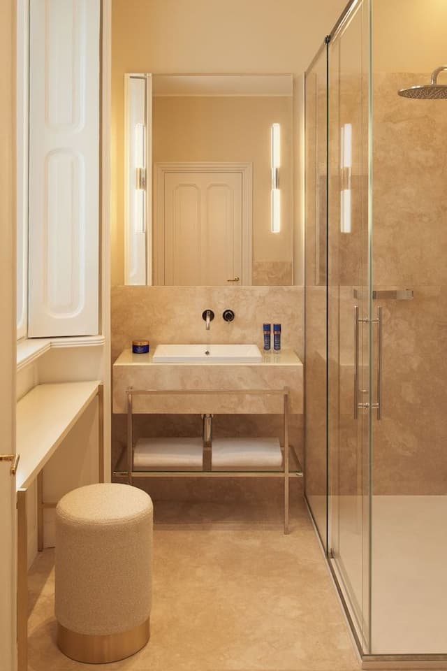 Double Room (Cathedral view)