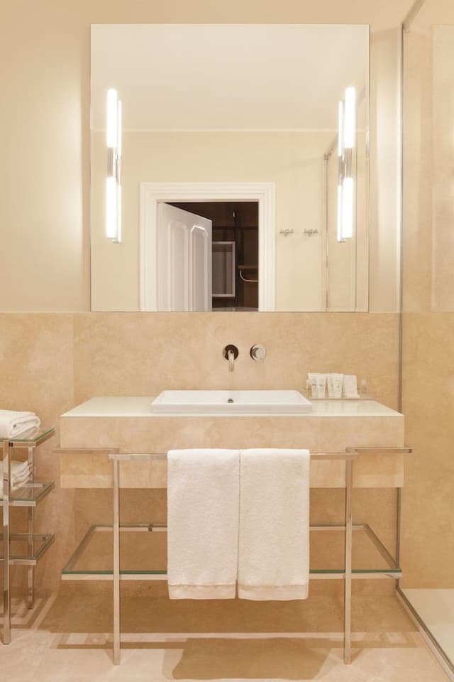 Double Room (Cathedral view)