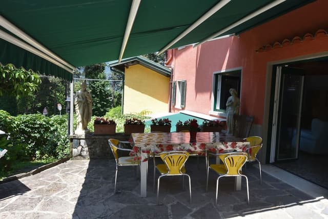 Superior Suite, Garden View (Michelangelo)
