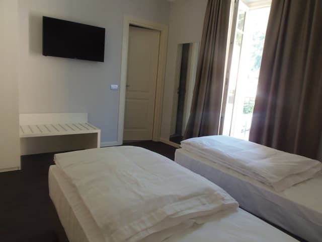 Double Room (301)