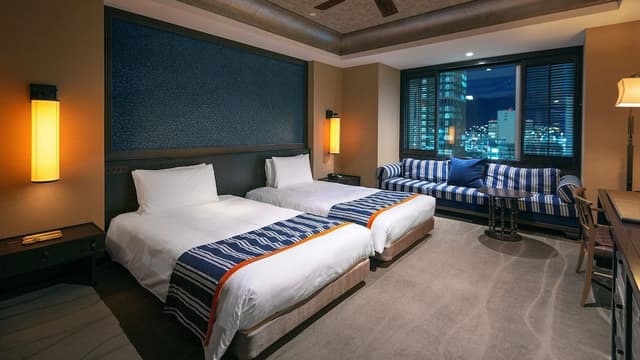 Club Twin Room, Non Smoking, City View, with Club Lounge access