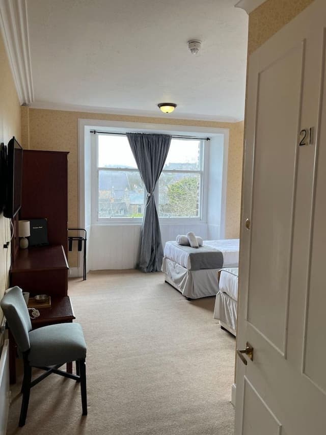 Basic Twin Room
