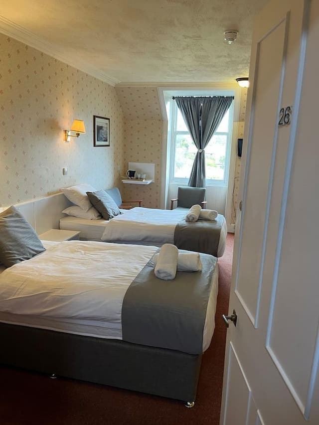 Basic Twin Room