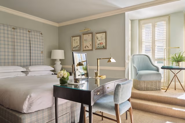 Deluxe Room (King/Twin)