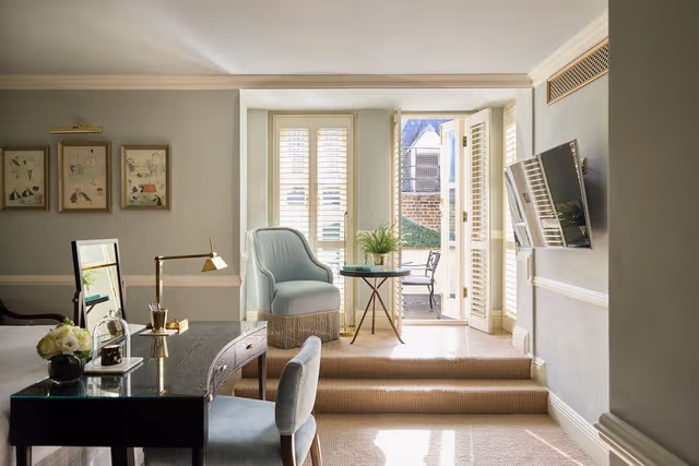 Deluxe Room (King/Twin)
