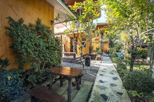 Villa Garden View