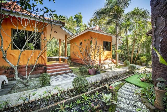 Villa Garden View