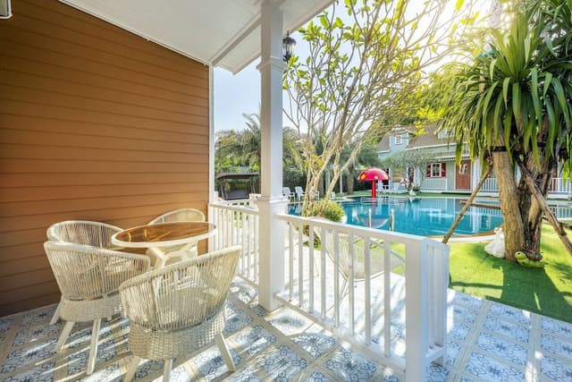 Familas Pool Villa