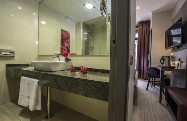 Superior Triple Room