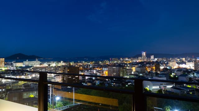 (Natural hot spring) With open-air bath [Japanese-Western style room] Premium semi-suite