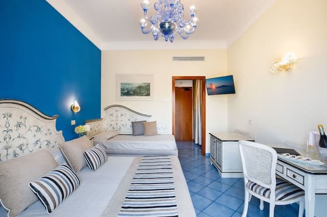 Triple Room, Balcony