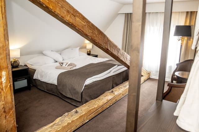 Signature Room