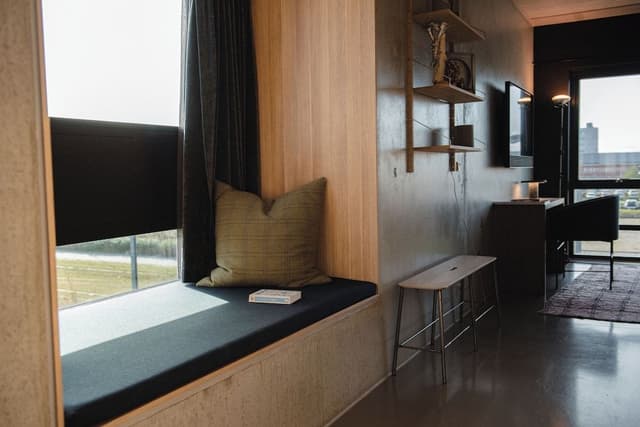 Signature Studio