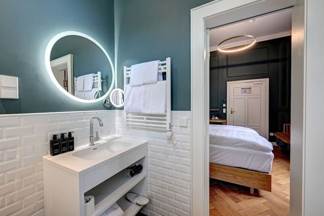 Classic Double Room