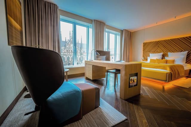 Junior Suite Marienplatz View