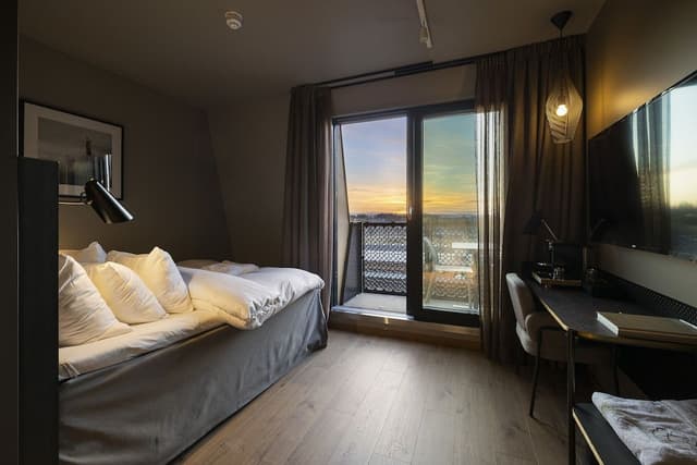 Room, 1 Queen Bed, Balcony