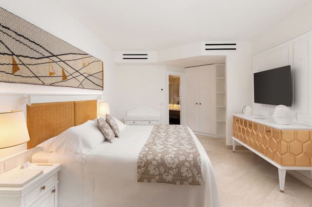 Garden Deluxe Triple, Ground Floor sea side