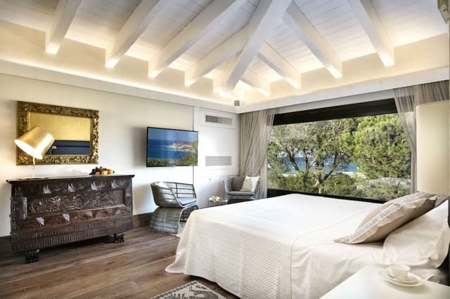 Signature Suite, Sea View