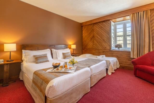 Plus Double or Twin Room (2 Adults + 1 Child)