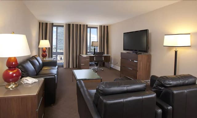 Premier Suite (2 Queen Beds)