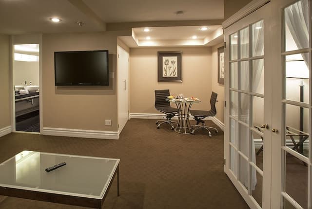 Executive Suite