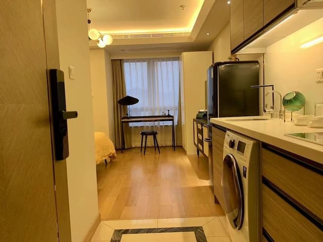 Comfort Room, Kitchenette, City View (1116)