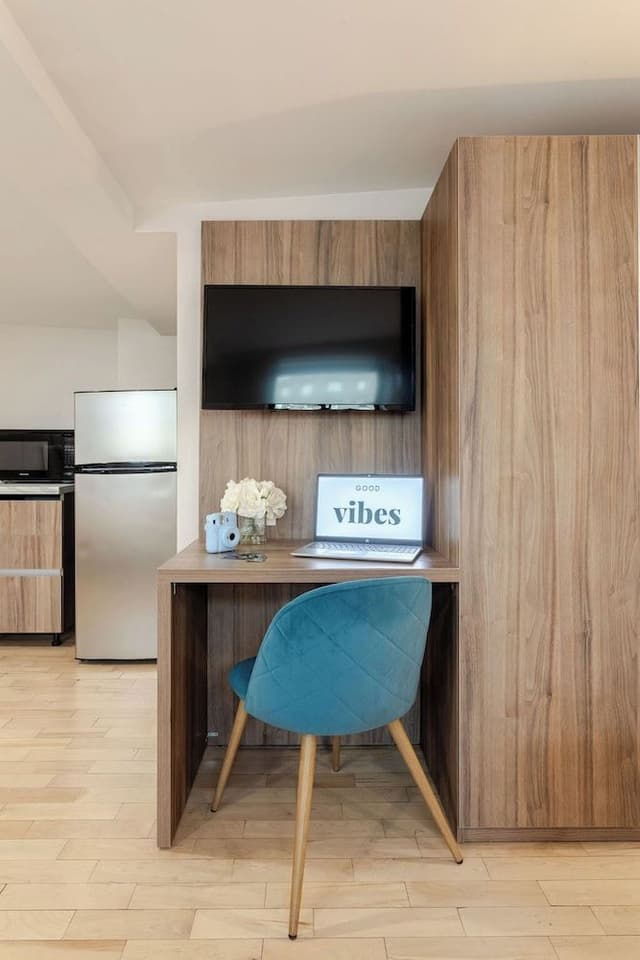Deluxe Room, Multiple Beds