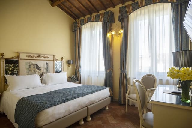 Classic Double Room