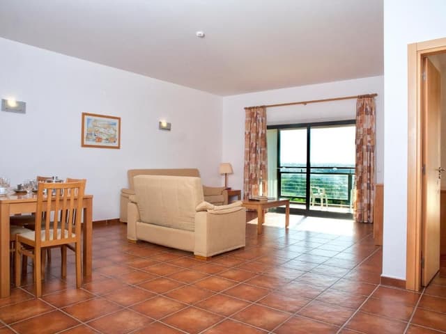 Three-Bedroom Apartment (8 Adults)