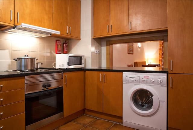 Three-Bedroom Apartment (8 Adults)
