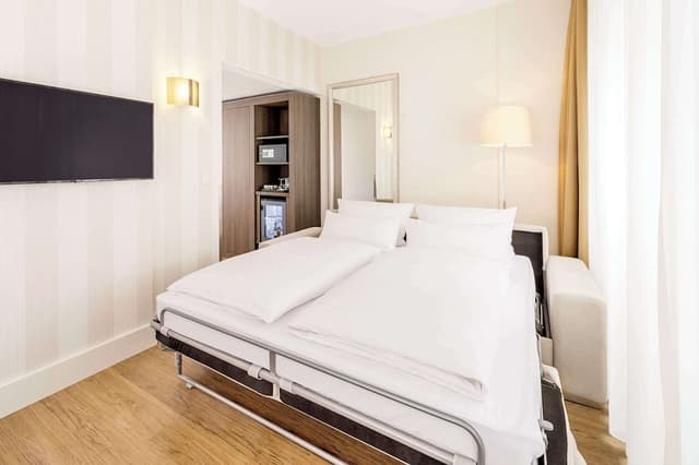 Superior Twin Room (Extra Bed 3 adults)