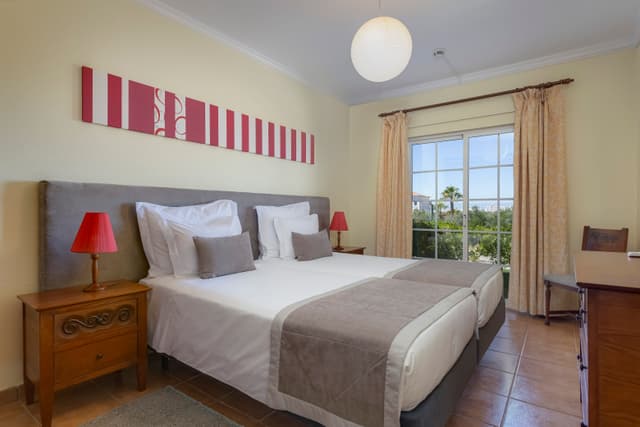 Family One-Bedroom Apartment